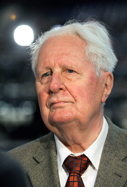 Der frühere SPD-Vorsitzende Hans-Jochen Vogel...