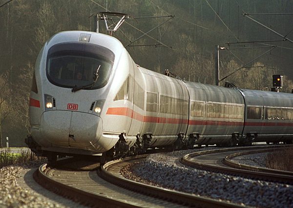 ICE mit Neigetechnik wird in Thüringen erprobt