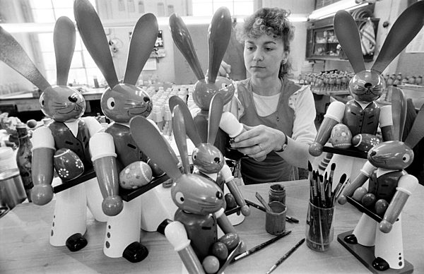 DDR - Raum- und Tafelschmuck Gahlenz