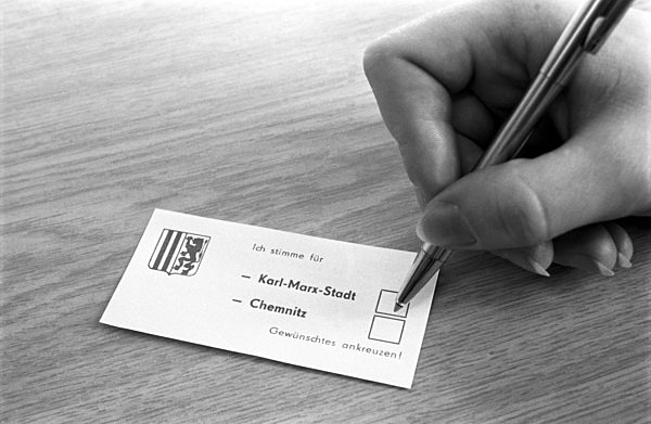 DDR - Umbenennung Chemnitz 1990