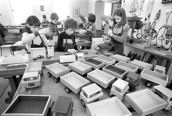 DDR - Polytechnischer Unterricht 1985