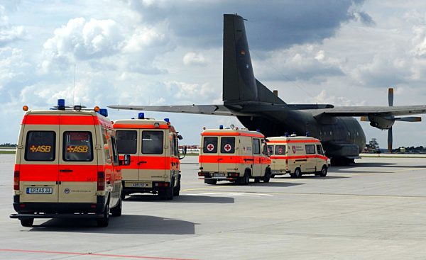 Hochwasser- Patienten werden  evakuiert