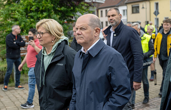 Hochwasser im Saarland - Bundeskanzlerbesuch