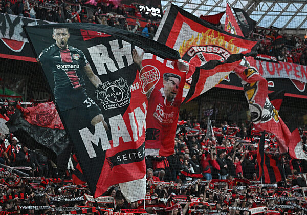 Fussball DFB Pokal 1/2 Finale, Bayer 04 Leverkusen - FC Bayern München