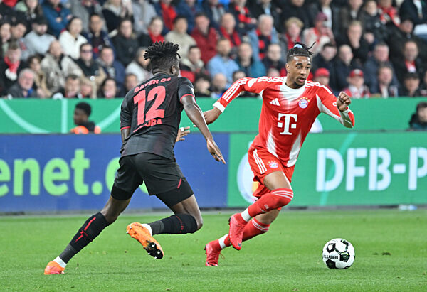 Fussball DFB Pokal 1/2 Finale, Bayer 04 Leverkusen - FC Bayern München