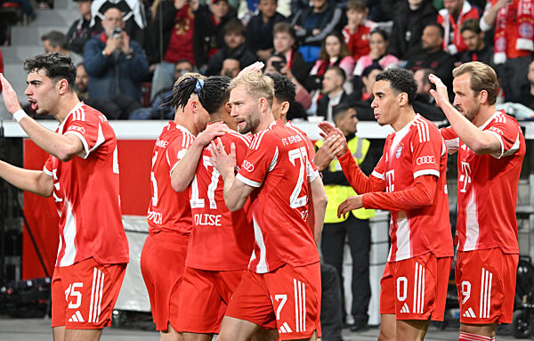 Fussball DFB Pokal 1/2 Finale, Bayer 04 Leverkusen - FC Bayern München