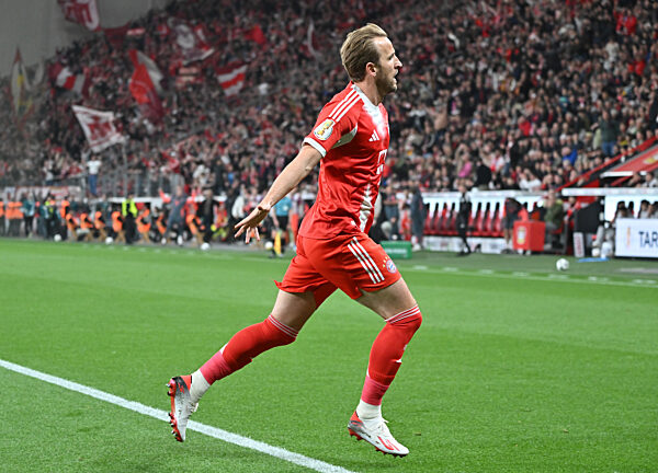 Fussball DFB Pokal 1/2 Finale, Bayer 04 Leverkusen - FC Bayern München