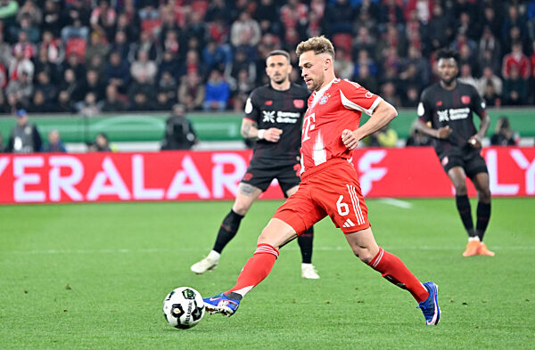 Fussball DFB Pokal 1/2 Finale, Bayer 04 Leverkusen - FC Bayern München