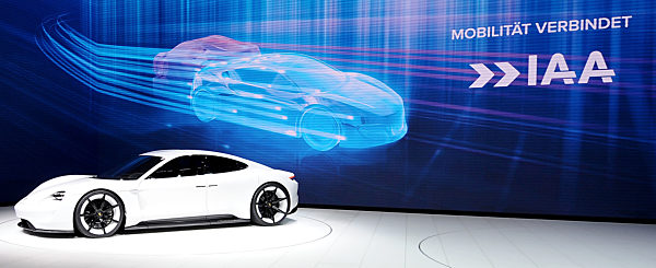 News, Internationale Automobil-Ausstellung 2015