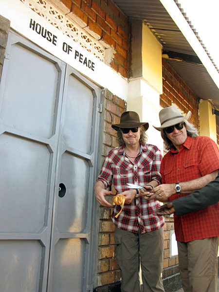 BAP-Sänger Niedecken in Uganda