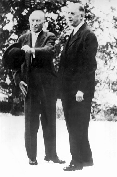 Erstes Treffen de Gaulle und Adenauer