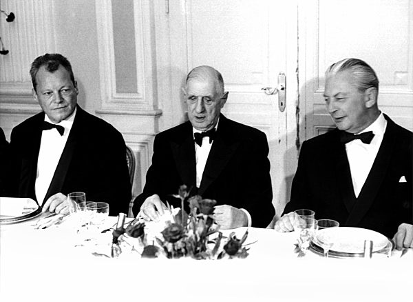 Frankreichs Staatspräsident de Gaulle wegen Freundschaftsvertrag in Deutschland