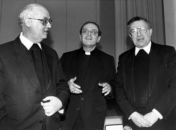 Bishop Georg Sterzinsky, cardinal Joachim Meisner from Cologne and the chairman of