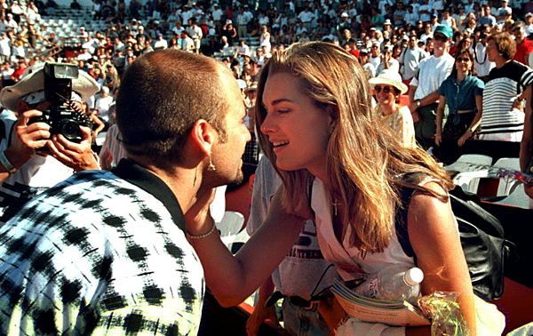 Brooke Shields ganz verliebt in Andre Agassi nach Sieg in Montreal