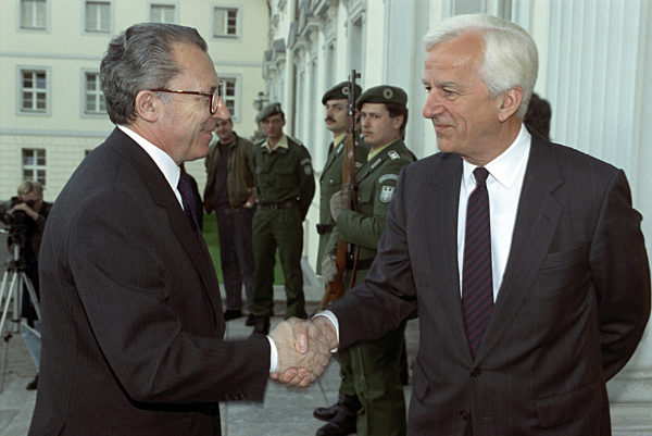 Delors zu Gast im Schloss Bellevue