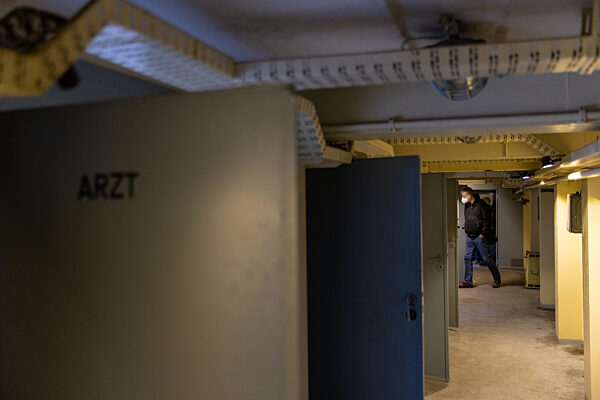 Früherer Stasi-Bunker wieder für Führungen geöffnet