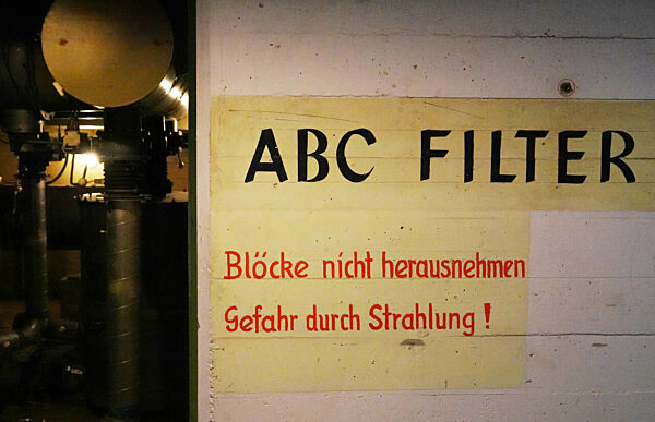 «Verlassene Orte» - Tiefbunker Steintorwall in Hamburg