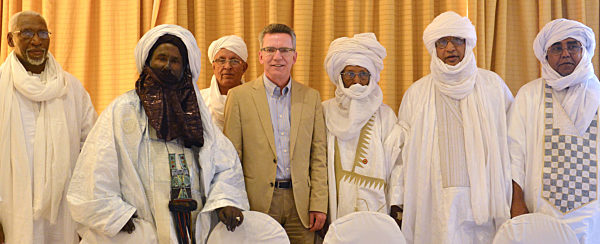 Verteidigungsminister de Maiziere in Mali