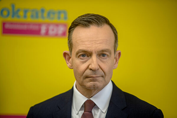 Bundesverkehrsminister zur Zukunft des Verbrennermotors