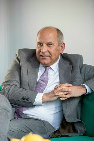 Interview mit neuem hessischen Innenminister Poseck