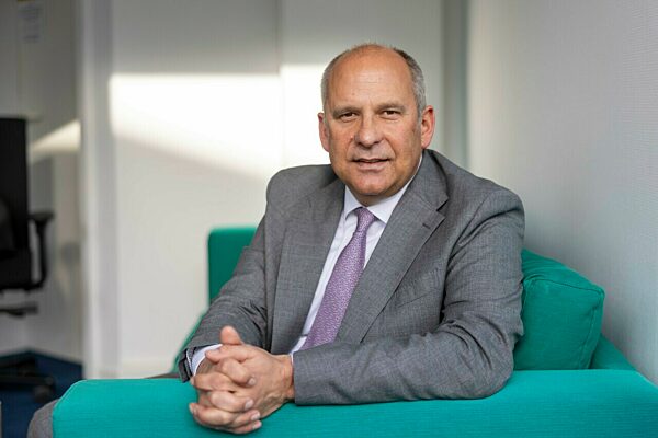 Interview mit neuem hessischen Innenminister Poseck