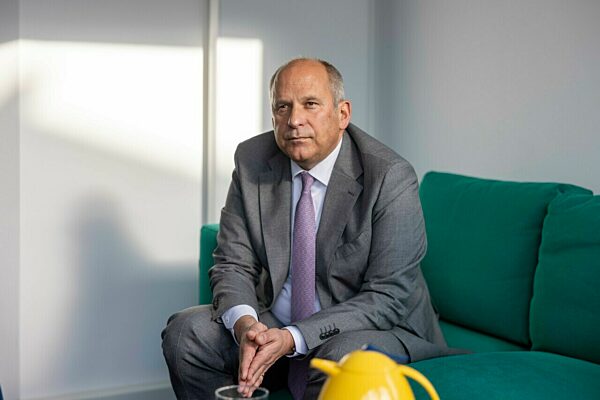 Interview mit neuem hessischen Innenminister Poseck