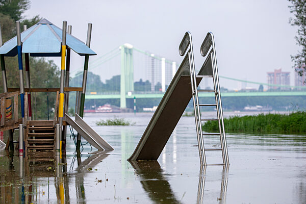 Hochwasser in Nordrhein-Westfalen - Köln