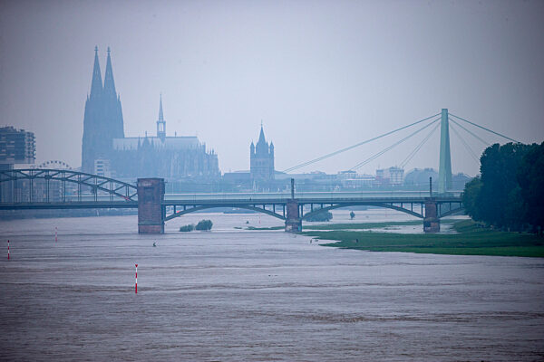 Hochwasser in Nordrhein-Westfalen - Köln