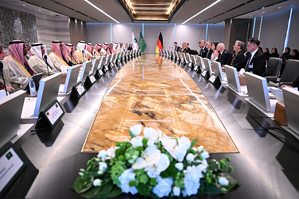 Wirtschaftsministerin Reiche besucht Saudi-Arabien