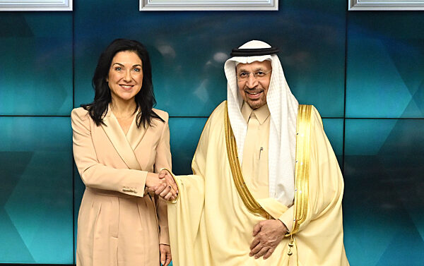 Wirtschaftsministerin Reiche besucht Saudi-Arabien