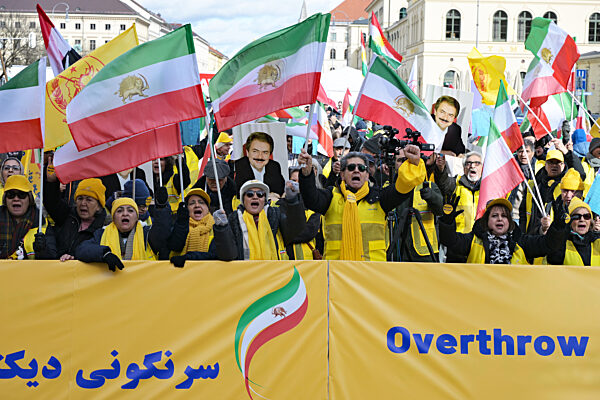 62. Münchner Sicherheitskonferenz - Demonstrationen