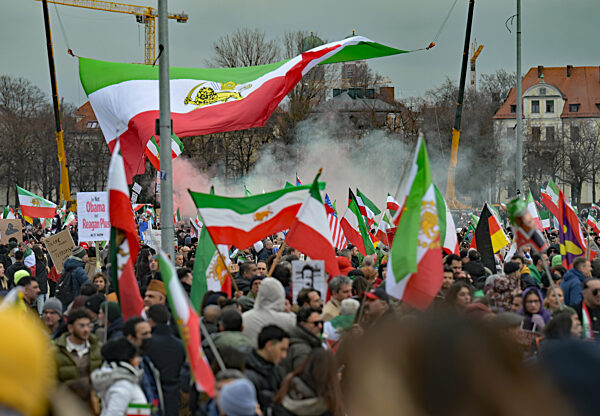 62. Münchner Sicherheitskonferenz - Demonstrationen