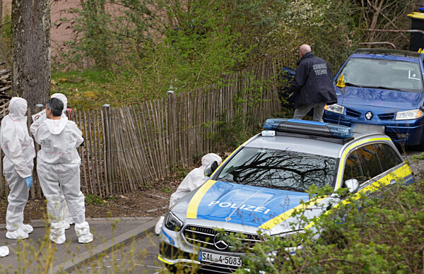 Mann stirbt nach Polizeischüssen bei Verfolgungsfahrt