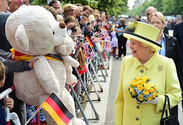 British Queen visits Germany