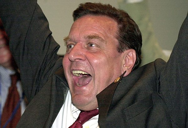 Soccer World Cup 2002: German Chancellor Schroeder