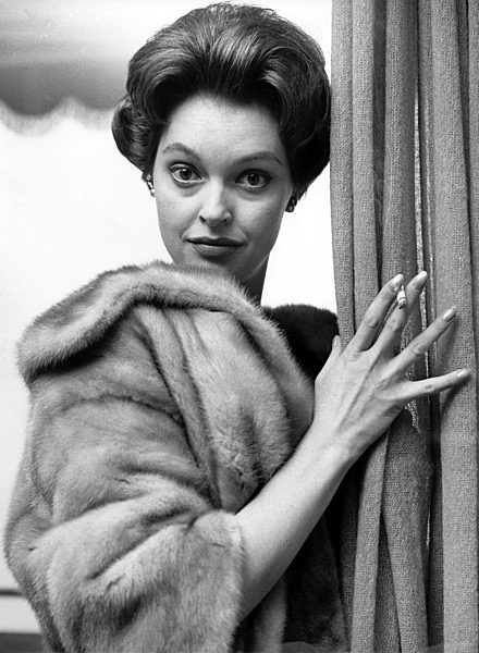 Nadja Tiller wird 75