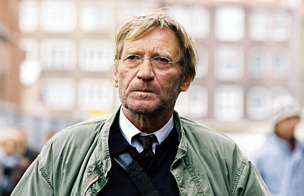 Matthias Habich spielt in dem Film "Unkenrufe" die Rolle eines deutschen...