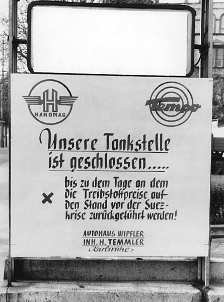 Aus Protest gegen die Treibstoffpreise hat der Autohändler Helmut Temmler...