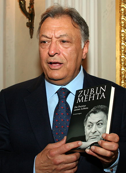 Dirigent Zubin Mehta stellt am Donnerstag (27.04...