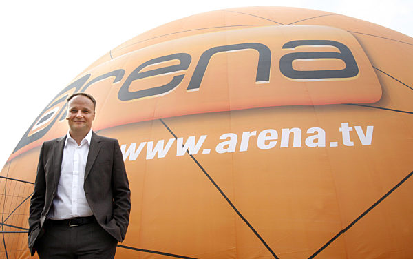 Moderator Oliver Welke lächelt am Samstag (12.08...