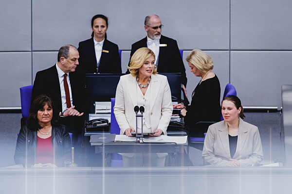 Konstituierende Sitzung des 21. Deutschen Bundestages