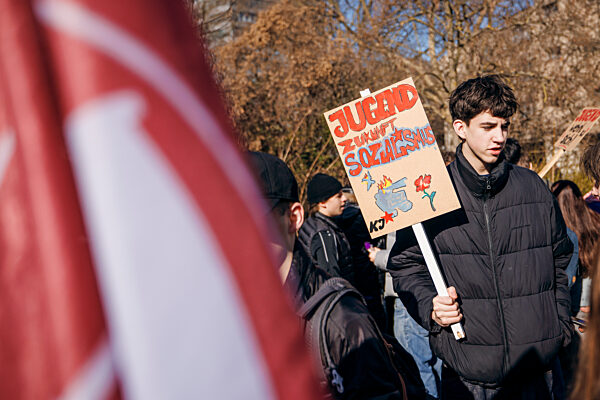 Schulstreik gegen Wehrpflicht