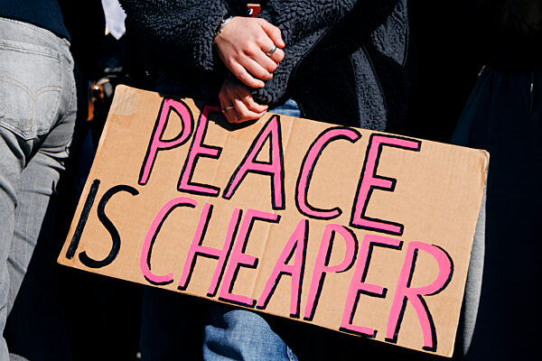 Schulstreik gegen Wehrpflicht