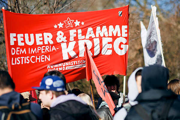 Schulstreik gegen Wehrpflicht