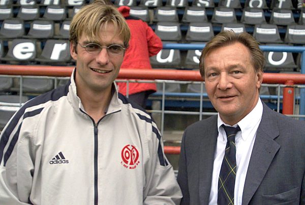 Fußball: Harald Strutz und Jürgen Klopp