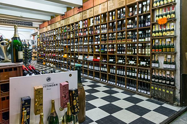 Wine Shop, Nice, France, Europe