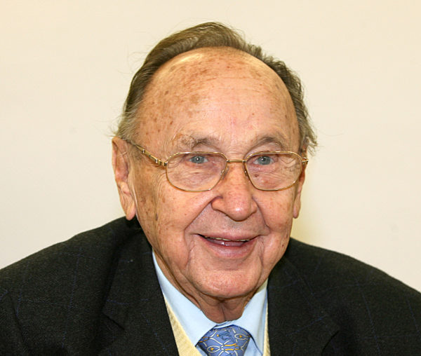 Hans-Dietrich Genscher, aufgenommen am Mittwoch (07.11.2007) in Essen...