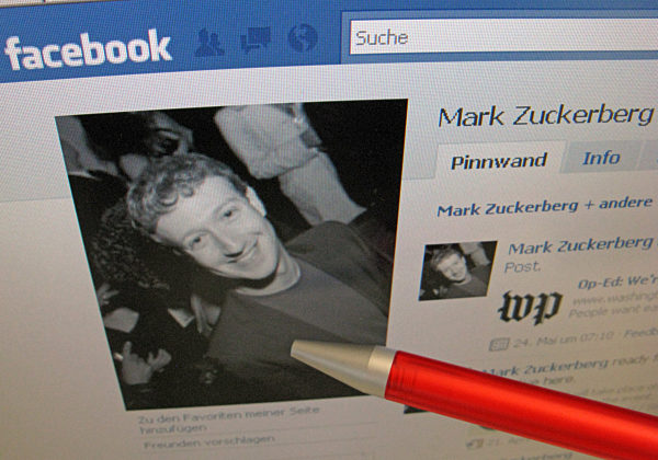 Skurriler Streit um Besitz von Facebook