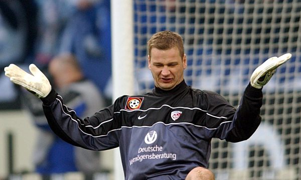 Fußball: Lautern-Torhüter Georg Koch resigniert