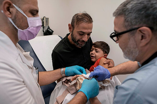 Traumatisierte Kinder im Libanon Durch den Krieg traumatisiert, kämpfen Hunderte von Kindern im Libanon mit körperlichen und seelischen Wunden.